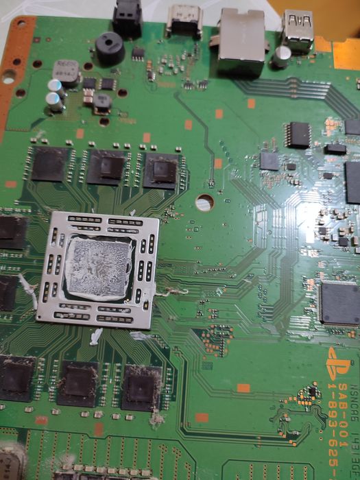 Reparatii,Curățare PS4,Ps5,controlere ps5 calculatoare- schimbat pasta