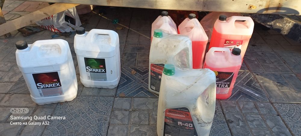 Антифриз красный и зеленый