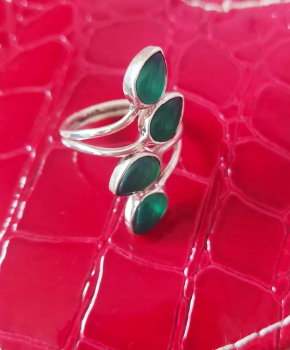 Дамски сребърен пръстен 925