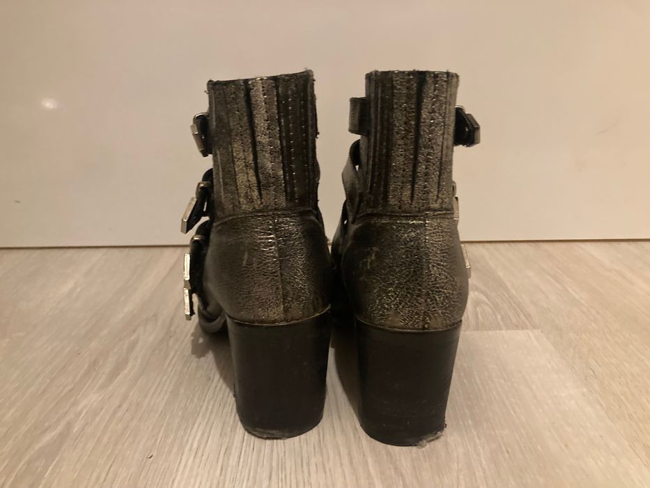 Пролетни боти в цвят състарено сребро, в гръндж стил, размер 38