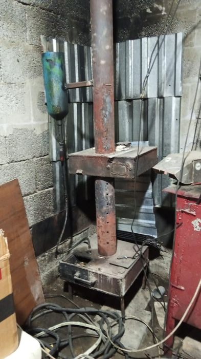 Печки для гаража для булканизацый одна на обработке  другая на драве