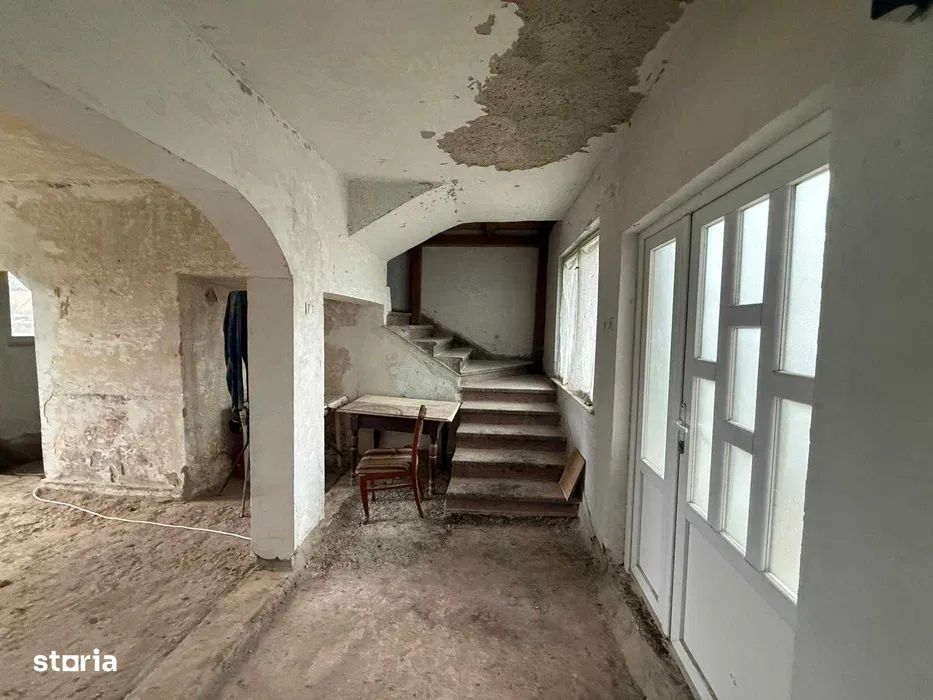 Semicentral - Vanzare casa - Str. Caraiman