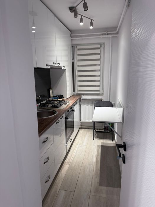 Apartament 2 camere de închiriat – Craiovița Nouă