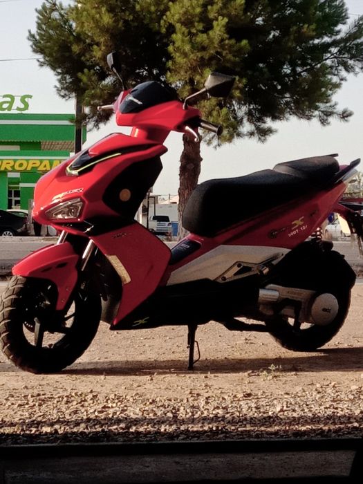 Скутер italji R2