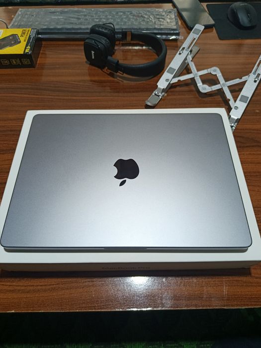 MacBook Pro M1 Pro 16/512