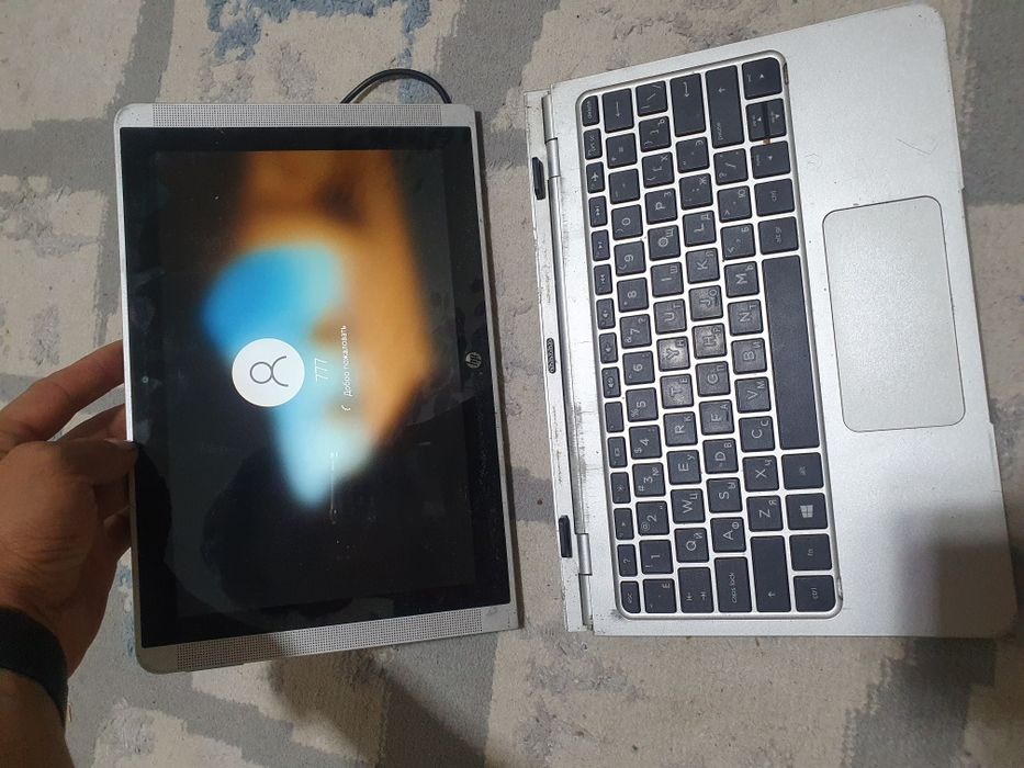 Ноутбук HP 10-p000ur