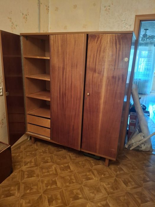 Отдам самовывоз все целое
