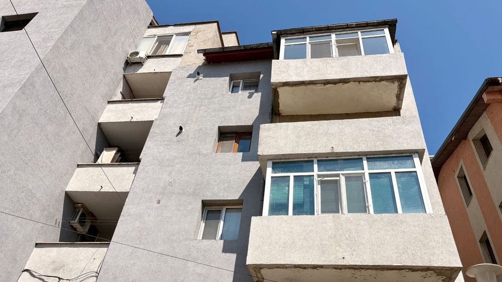 Apartament de Inchiriat - 60 mp - 2 camere - Strada Traian  Drobeta Turnu Severin