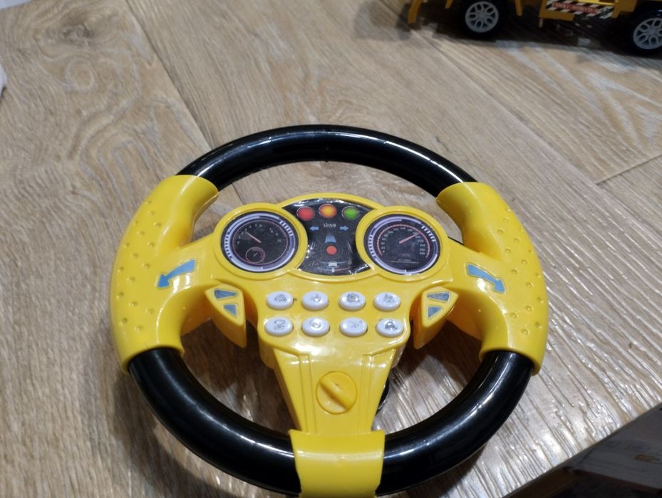 Лот играчки за деца