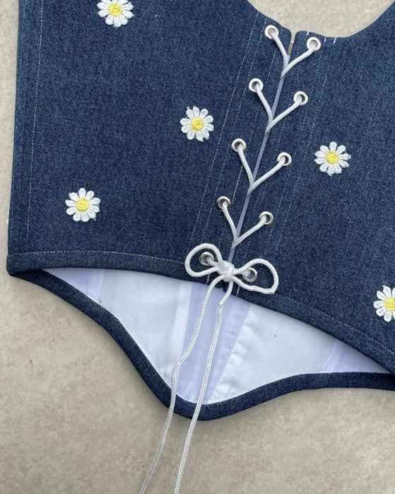 Бутиков  Дънков корсет размер М