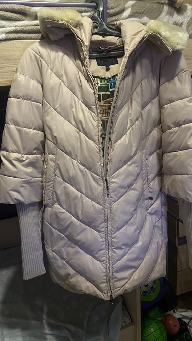 Пуховик зимний.