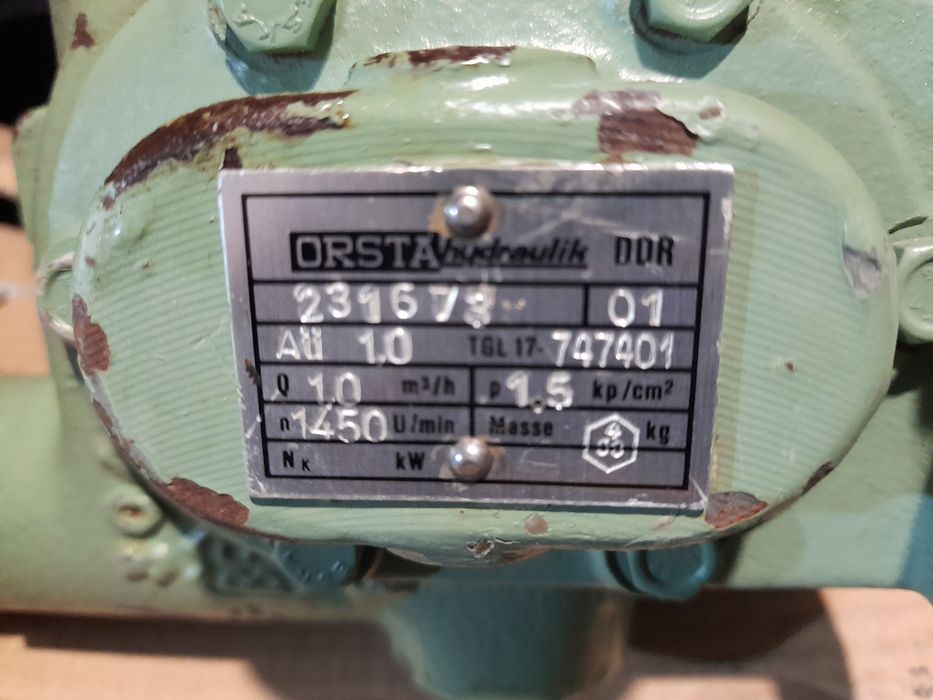 Хидравлична помпа , компресор за IFA , каре за селско стопанска техник