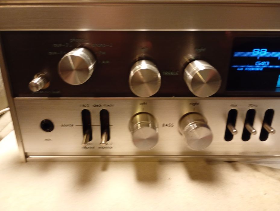 De vanzare - amplituner  Luxman R-800S