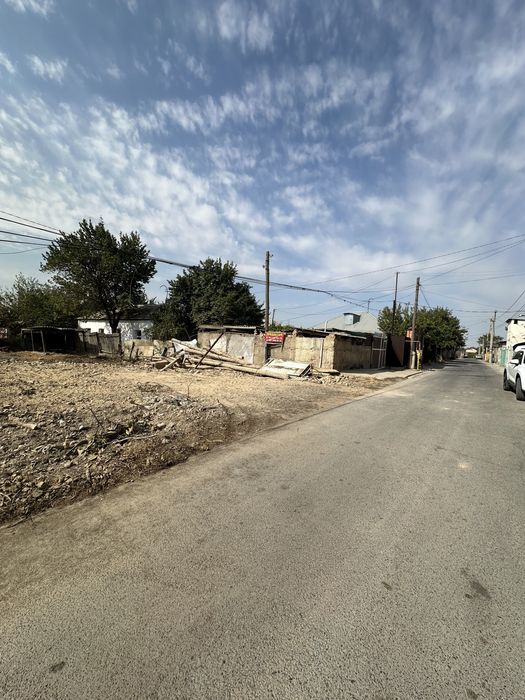 Земельный участок