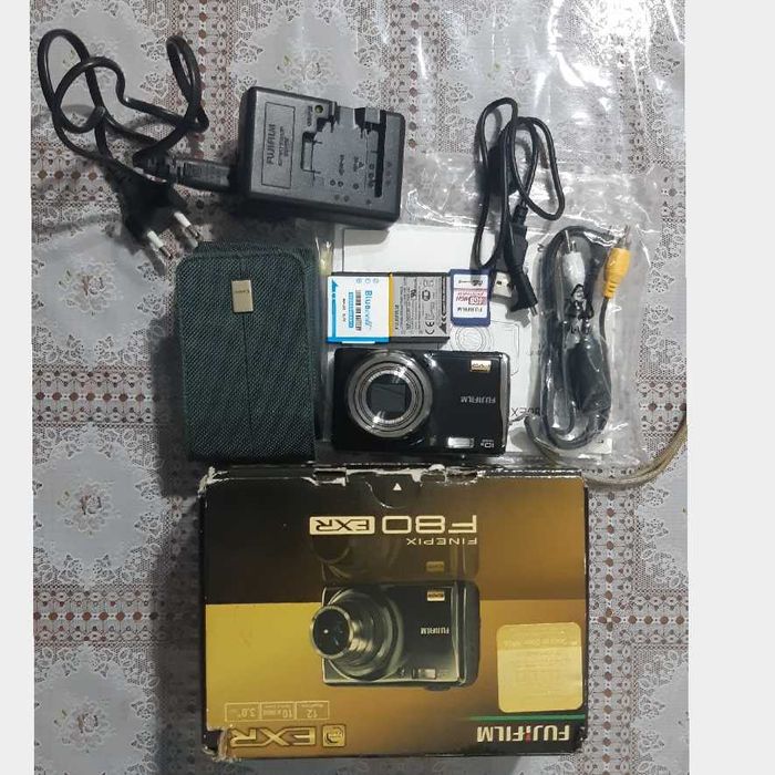 Фотоаппарат Fujifilm FINEPIX F80 EXR