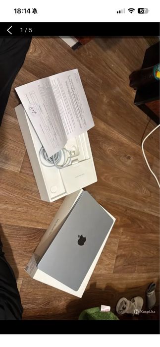 Macbook Air 13 16/256 ,2025 года
