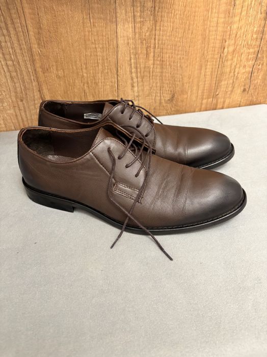 Официални мъжки обувки