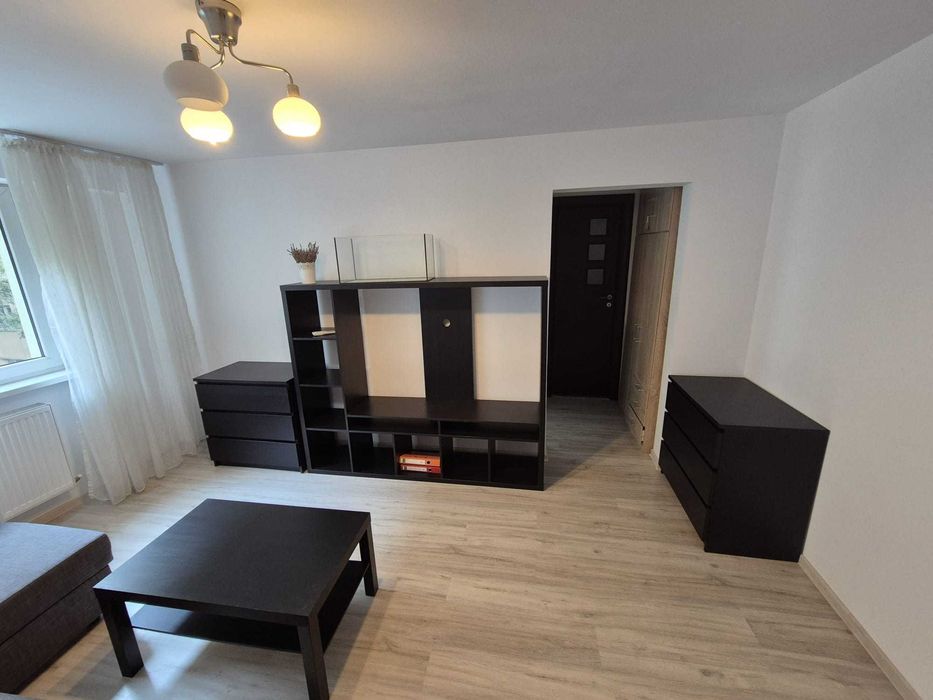 vand apartament 2 camere situat pe Str. Herta zona Mega Mall