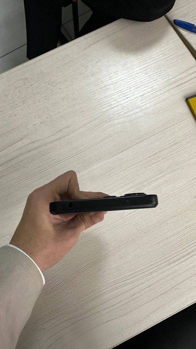 Redmi 12  4/128  karobkasi bor