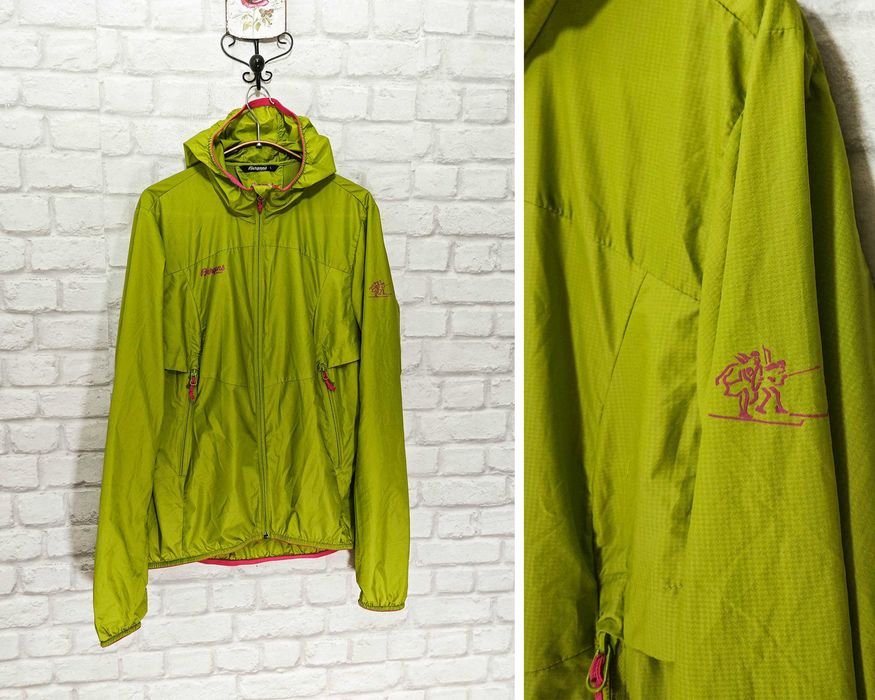 Bergans of Norway дамско яке с качулка размер L