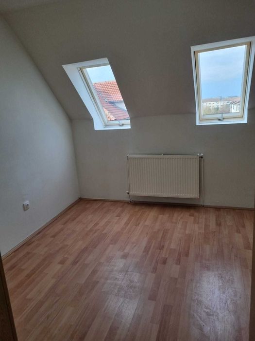 Apartament 2 camere de vânzare