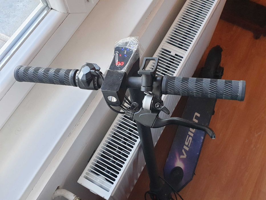 Trotineta electrică DHS 601EH Vision, aproape noua