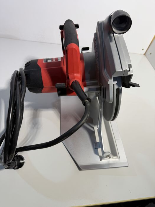 Milwaukee CS 85 SB circular taiat lemn