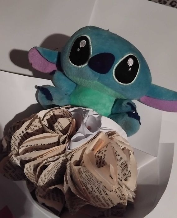 Buchet de flori cu stitch