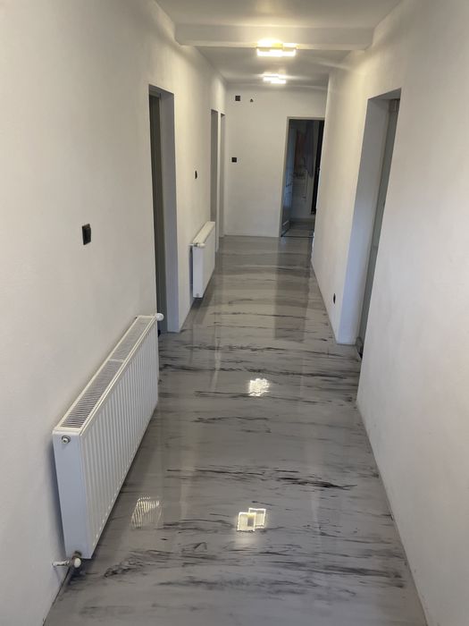 Pardoseli din rășină epoxidică și Poliuretană!