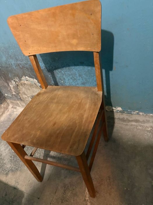 Обикновен стол  за сядане