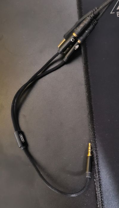 Casti gaming Redragon Hylas, iluminare RGB, in stare buna