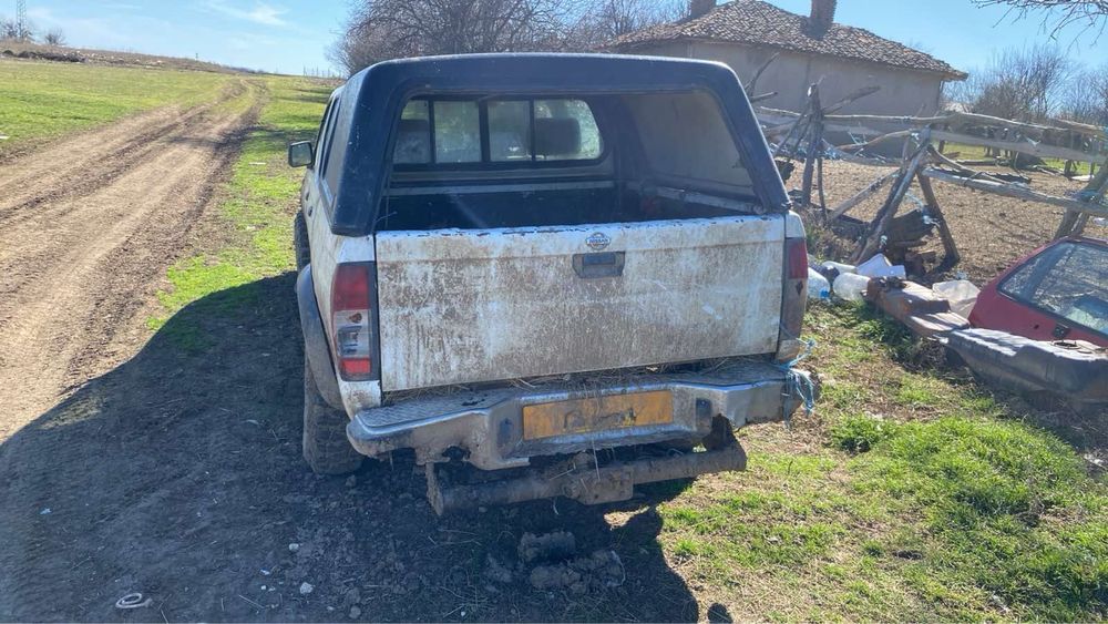 Nisan navara 2.5D 103к.с