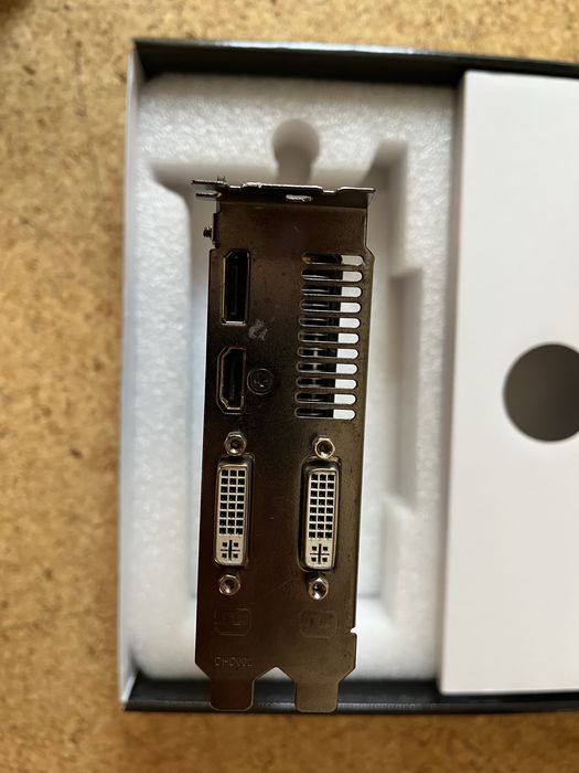 Видео карта gigabyte