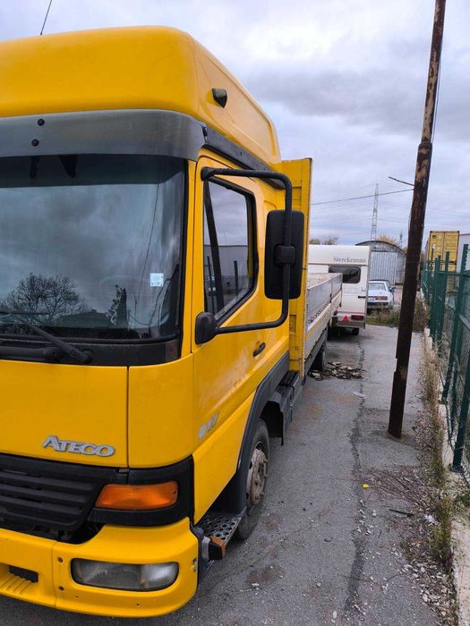 Mерцедес Atego 2000 година