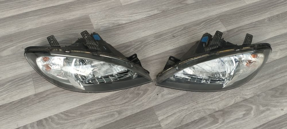 Жентра передний фары левая и правая бу 650000сум