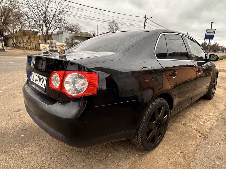 Vand sau schimb volkswagen jetta 1.9 diesel