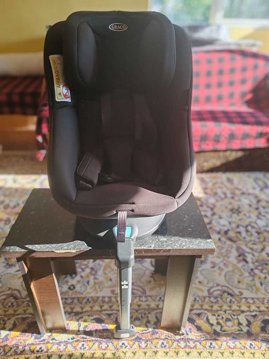 Scaun auto Rotativ 360 Graco Turn2Me Black, 0-18 kg, Negru