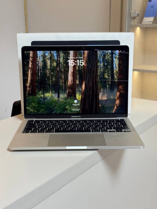 MacBook Pro 13 2020 M1 / 84%