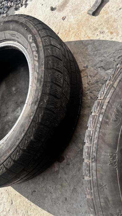 шины.  215/60 r 16.