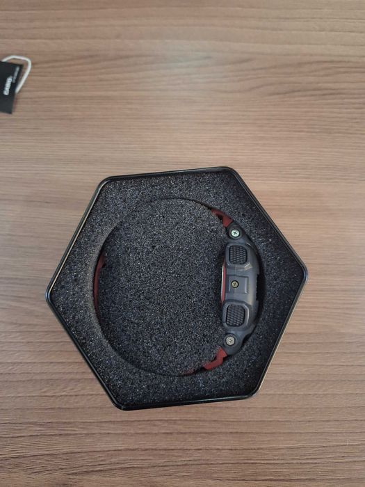 Продам оригинальные часы G- SHOCK