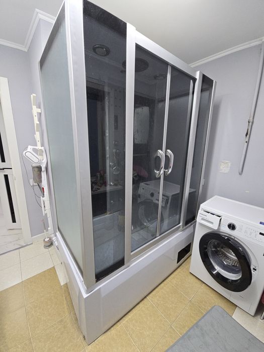 Душевая кабина б/у 150×85см