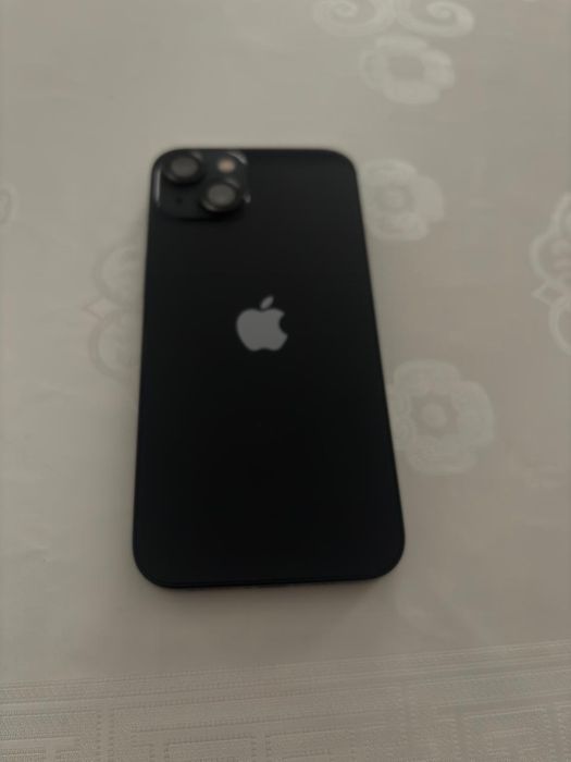 Айфон 13 midnight 128гб коробка есть.