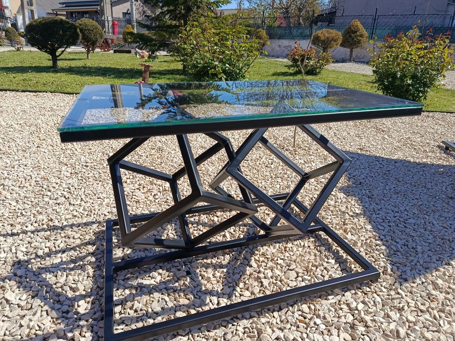 Măsuță cafea - design geometric