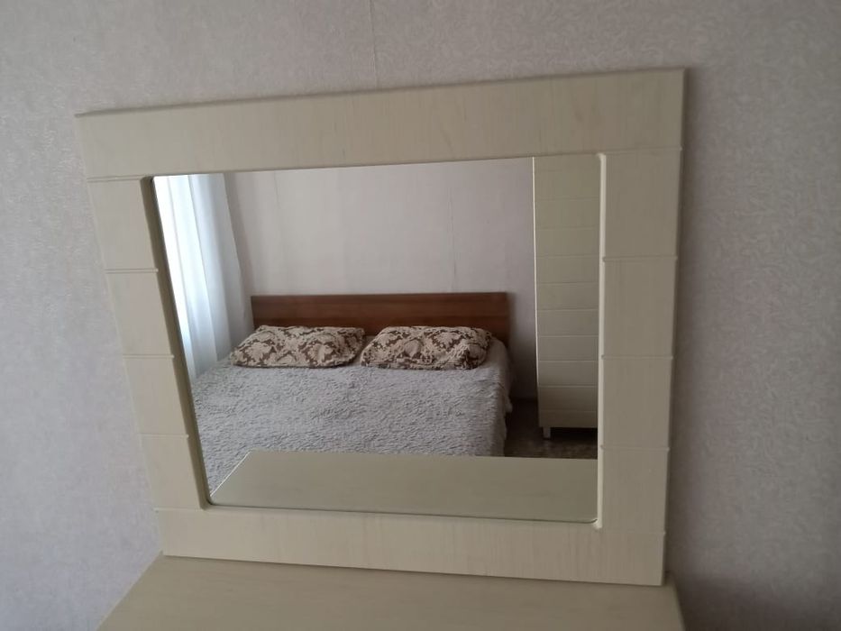 Продам   зеркало