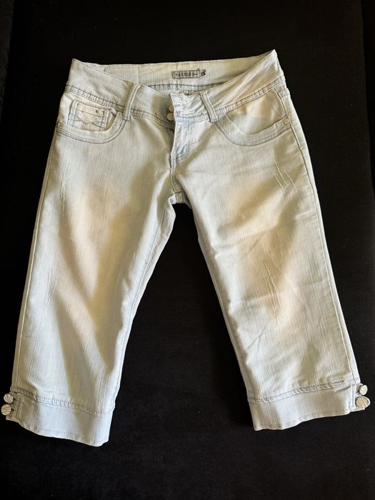 Дамски дънкови къси гащи