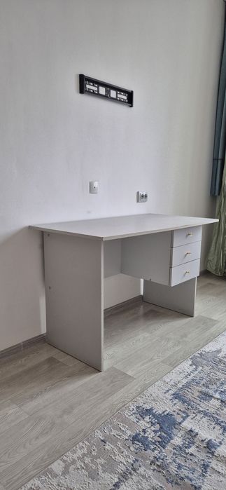 Письменный  стол