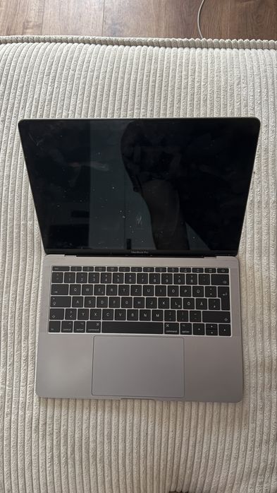 Macbook Pro 13” 128ГБ