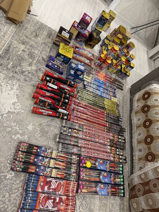 Продаются салюты