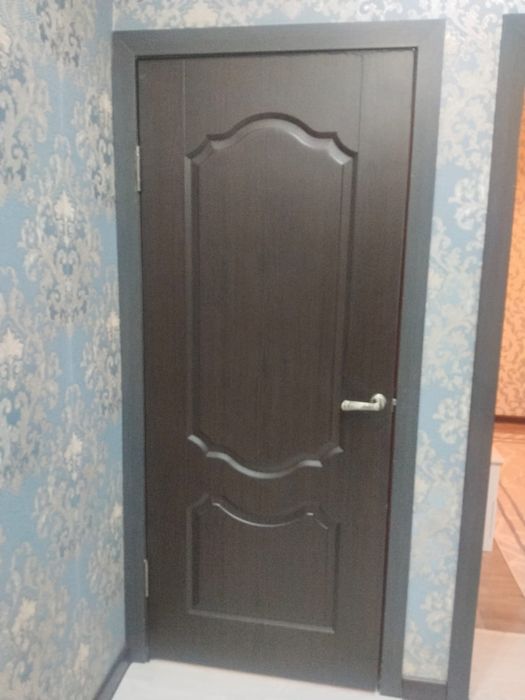 Комнатные двери 3 штук