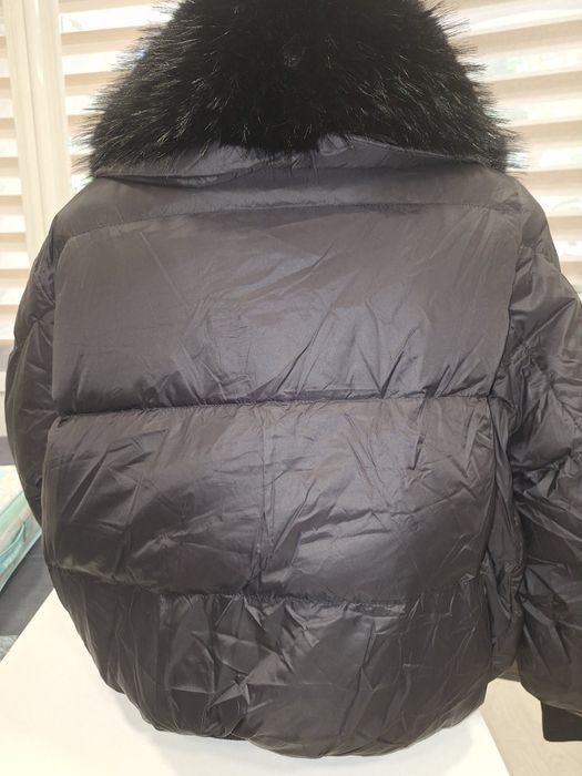 Дамско зимно яке с естествен косъм и гъши пух